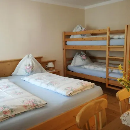 Alloggio per agriturismo Bio Bauernhof Moas